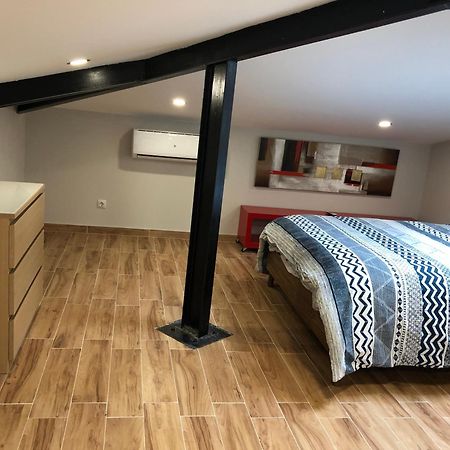 Habitación Abuhardillado con cocina Bilbau Exterior foto
